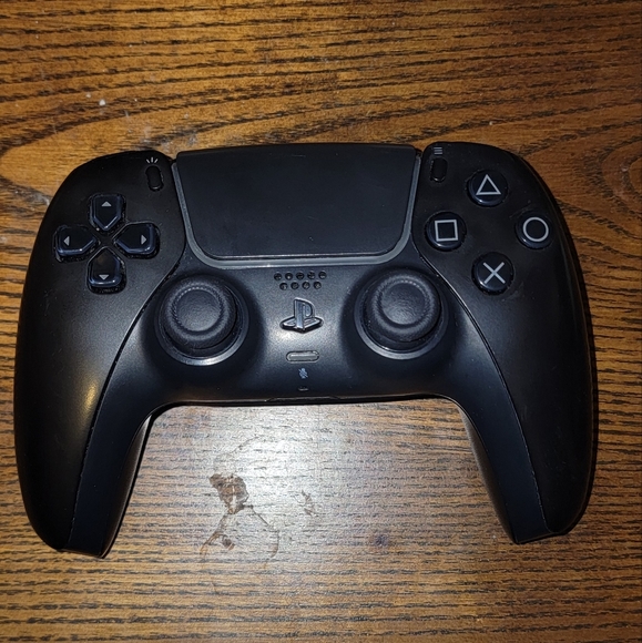 Ps5 controller (broken)? - Picture 2 of 2